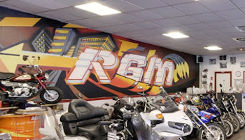 motorcycle rental Rive Gauche Motos