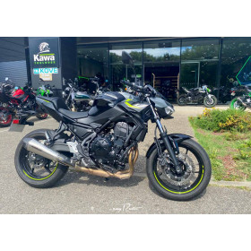 motorcycle rental Kawasaki Z650 A2